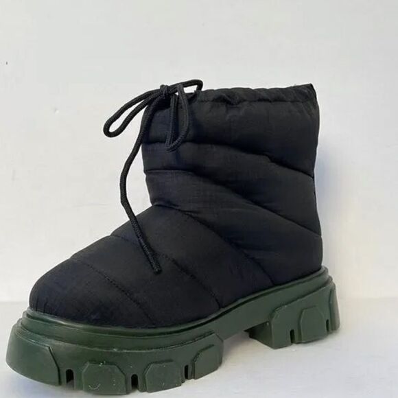 FARM Rio Lug Sole Bootie in Black size US 7M - Picture 5 of 7